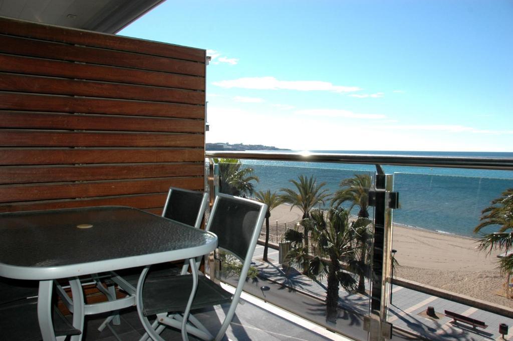 Apartamentos Las Palmas VII Family Only Salou Cameră foto